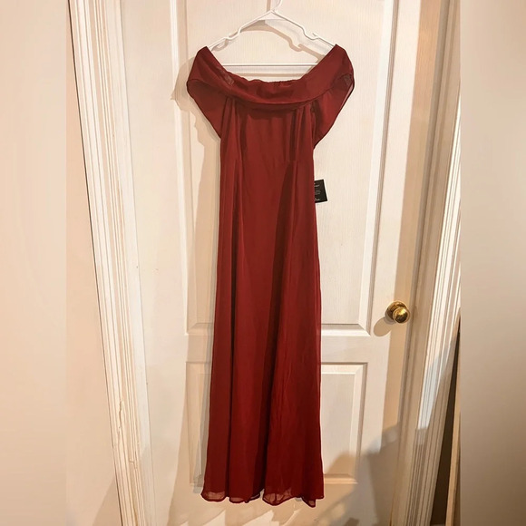 FINAL PRICE NWT LULUS CHIFFON BURGINDY FORMAL DRESS - Picture 1 of 4